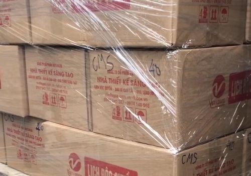 Lịch Độc Quyền Được Vận Chuyển Đến Doanh Nghiệp Như Thế Nào?